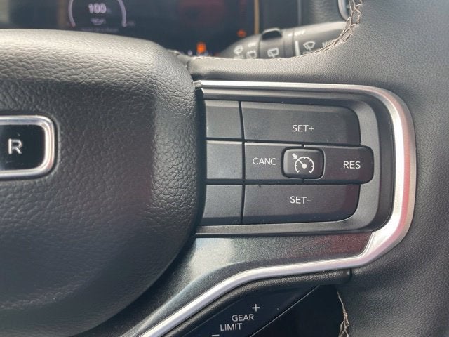 2024 Jeep Wagoneer 4DR 2WD