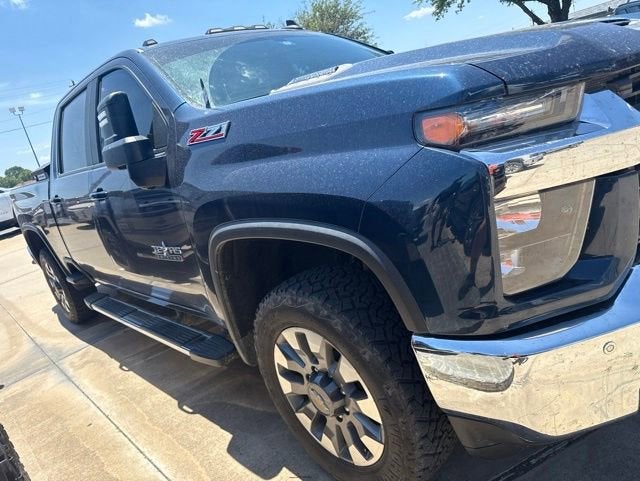 2021 Chevrolet Silverado HD LT 4WD Crew Cab Standard Box's photo