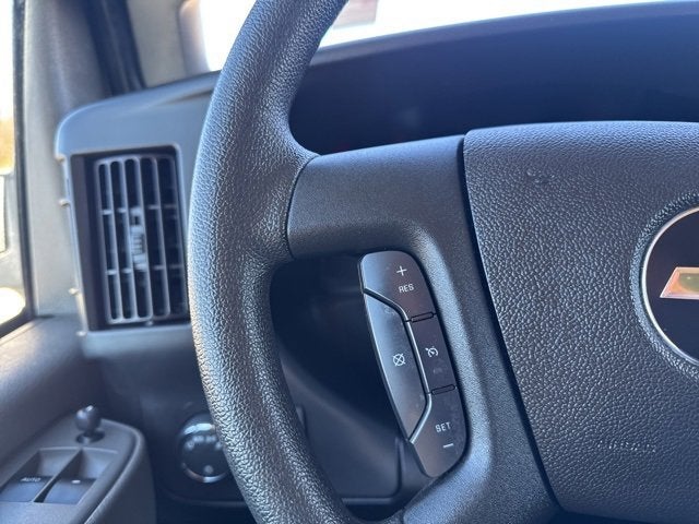 2024 Chevrolet Express Cargo 2500 WT