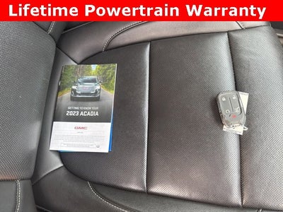 2023 GMC Acadia SLT
