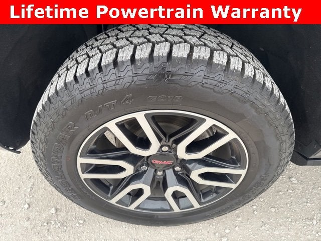 2021 GMC Yukon XL AT4