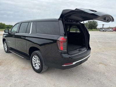 2025 Chevrolet Suburban LS