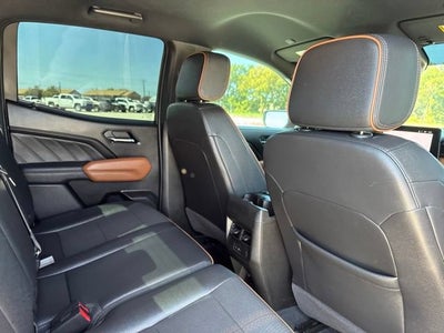 2025 GMC Canyon AT4