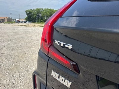 2025 Cadillac XT4 Premium Luxury