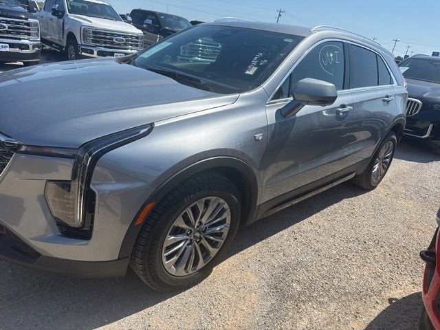 2025 Cadillac XT4 Premium Luxury's photo