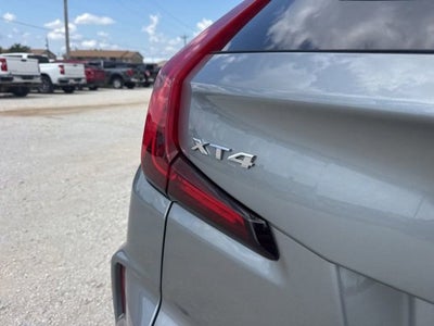 2025 Cadillac XT4 Premium Luxury