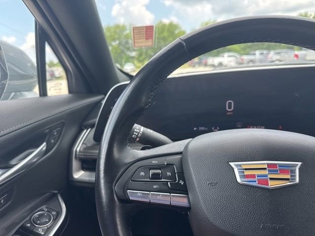 2025 Cadillac XT4 Premium Luxury
