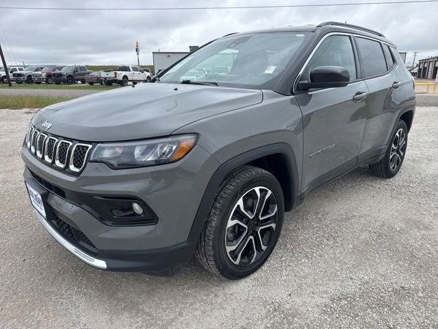 2023 Jeep Compass Limited 4X4's photo