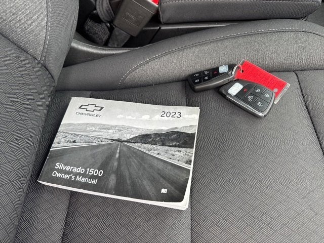 2023 Chevrolet Silverado 1500 Custom