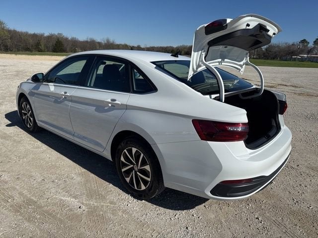 2024 Volkswagen Jetta S