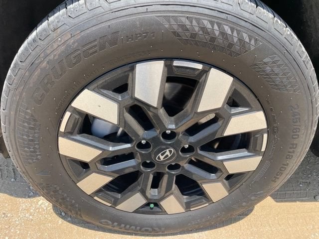 2025 Hyundai Santa Cruz SEL Activity