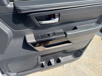 2024 Toyota Sequoia SR5