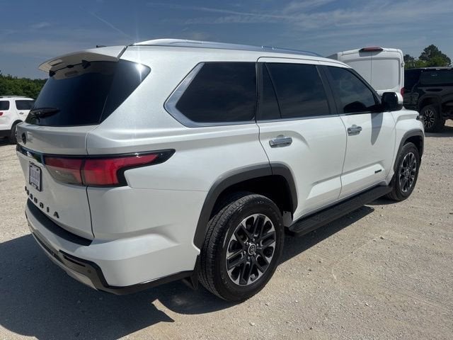 2024 Toyota Sequoia SR5