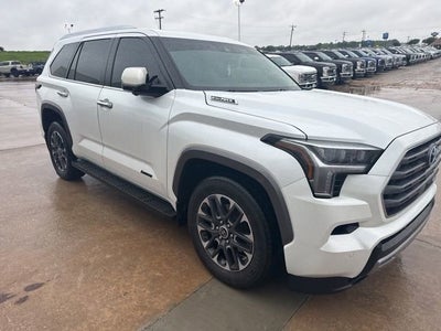 2024 Toyota Sequoia SR5