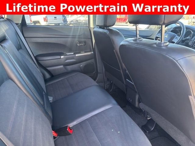 2025 Mitsubishi Outlander Sport S