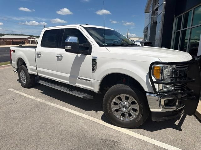 2017 Ford Super Duty F-250 SRW Lariat