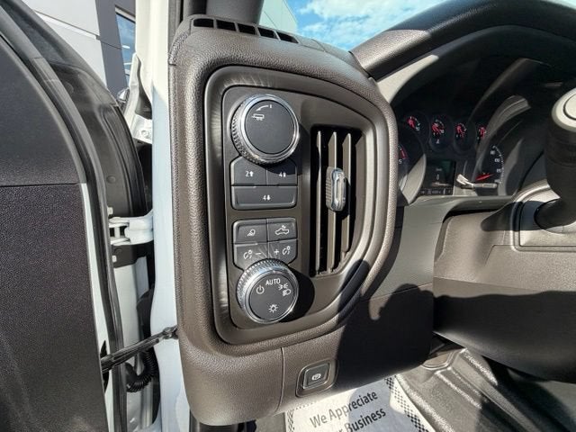 2024 GMC Sierra 2500 HD Pro