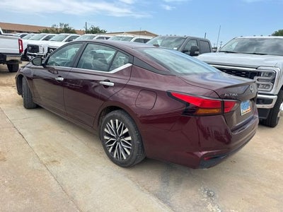 2025 Nissan Altima SV