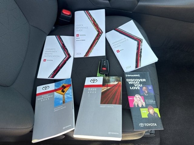 2024 Toyota RAV4 XLE