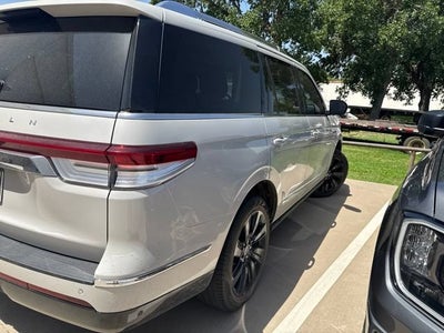2023 Lincoln Navigator Reserve