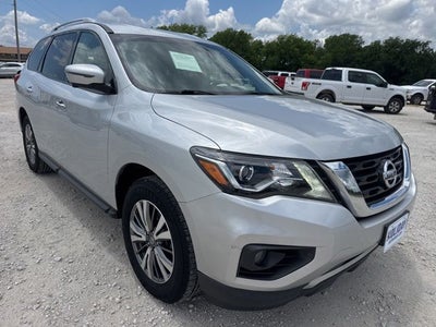 2020 Nissan Pathfinder SL