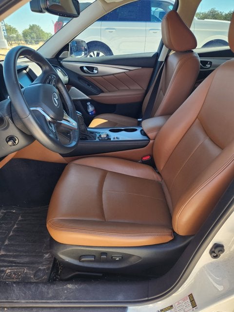 2023 INFINITI Q50 LUXE