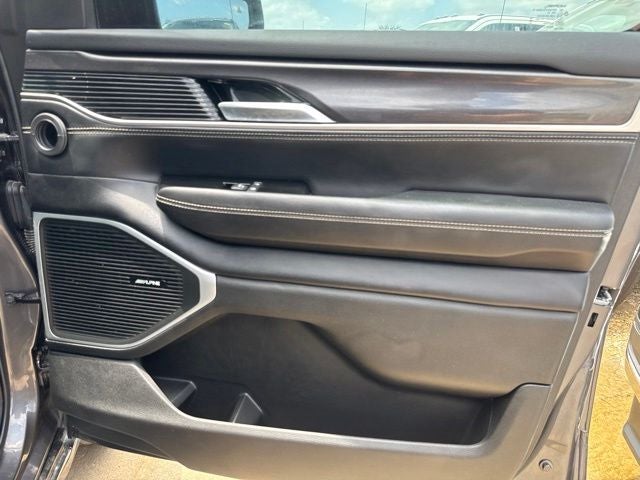 2024 Jeep Wagoneer Base
