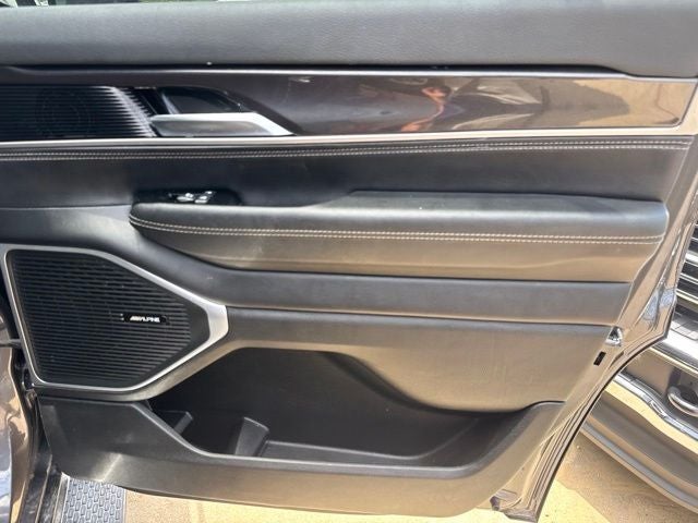 2024 Jeep Wagoneer Base