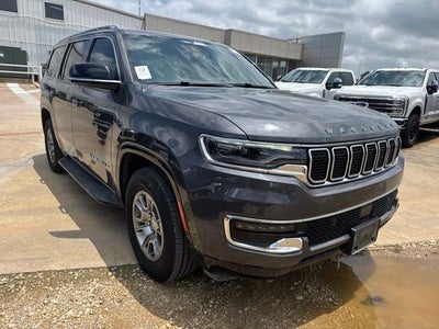 2024 Jeep Wagoneer Base