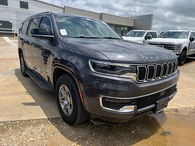 2024 Jeep Wagoneer Base