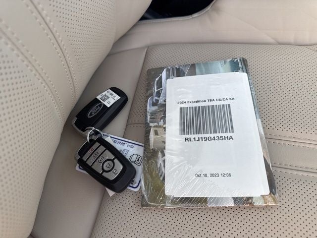 2024 Ford Expedition Max Platinum