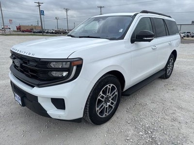 2025 Ford Expedition Active