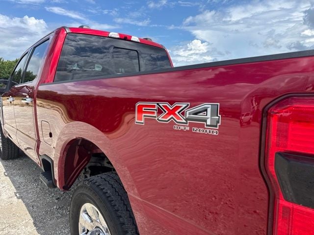 2025 Ford F-350SD Lariat
