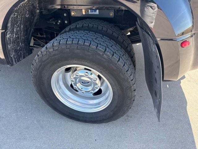 2022 Ford F-350SD Lariat