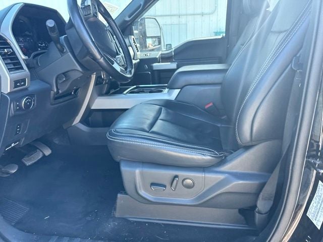 2022 Ford F-350SD Lariat