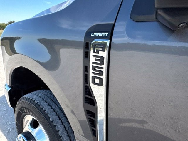 2023 Ford F-350SD Lariat