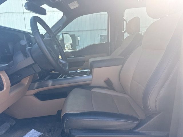2025 Ford F-350SD Lariat DRW