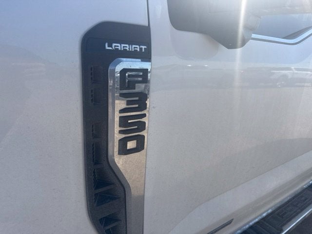 2025 Ford F-350SD Lariat DRW