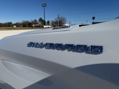 2024 Chevrolet Silverado 1500 Custom