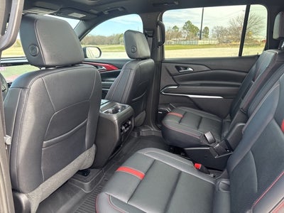 2024 Chevrolet Traverse RS