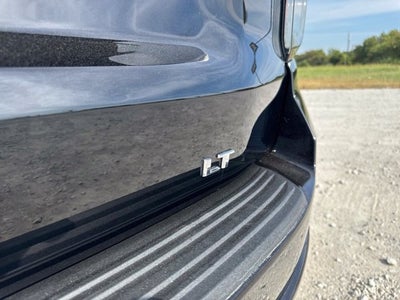 2023 Chevrolet Suburban LT