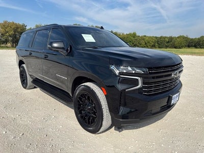 2023 Chevrolet Suburban LT