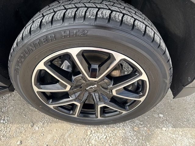 2023 Chevrolet Suburban RST