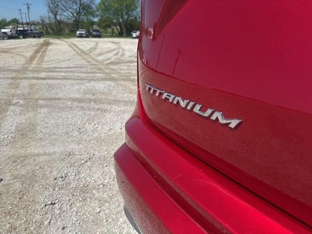 2022 Ford Edge Titanium