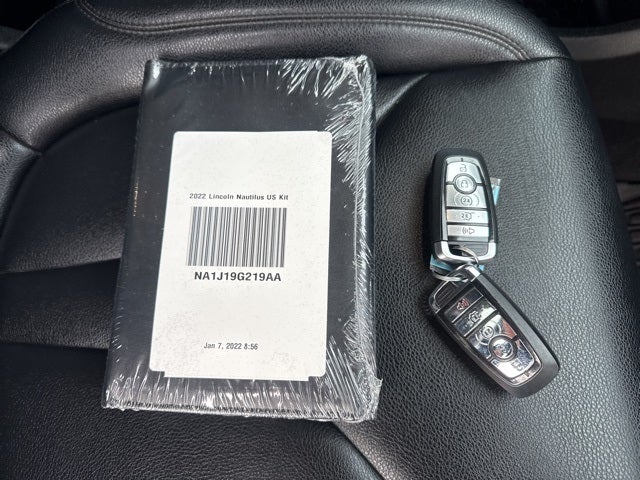 2022 Lincoln Nautilus Standard