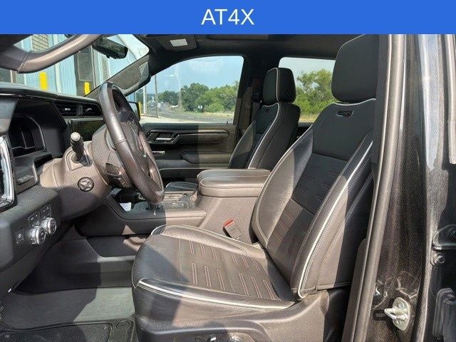 2023 GMC Sierra 1500 AT4X