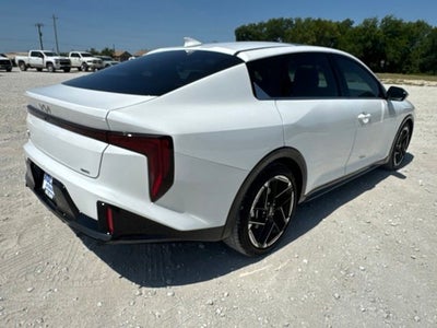 2025 Kia K4 GT-Line