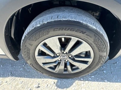 2024 Nissan Pathfinder S