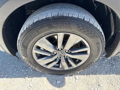 2024 Nissan Pathfinder S