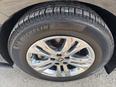 2023 Toyota Sienna XSE 7 Passenger